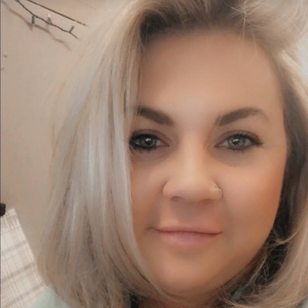 Meet your Posher, Kellie